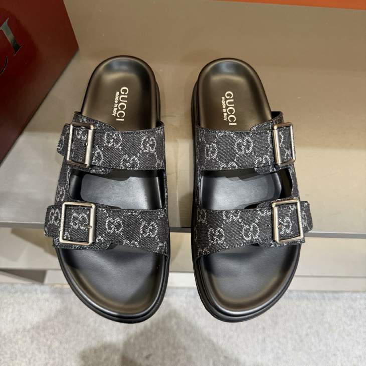 Picture of Gucci Slippers _SKUGuccisz38-45mnq02352381
